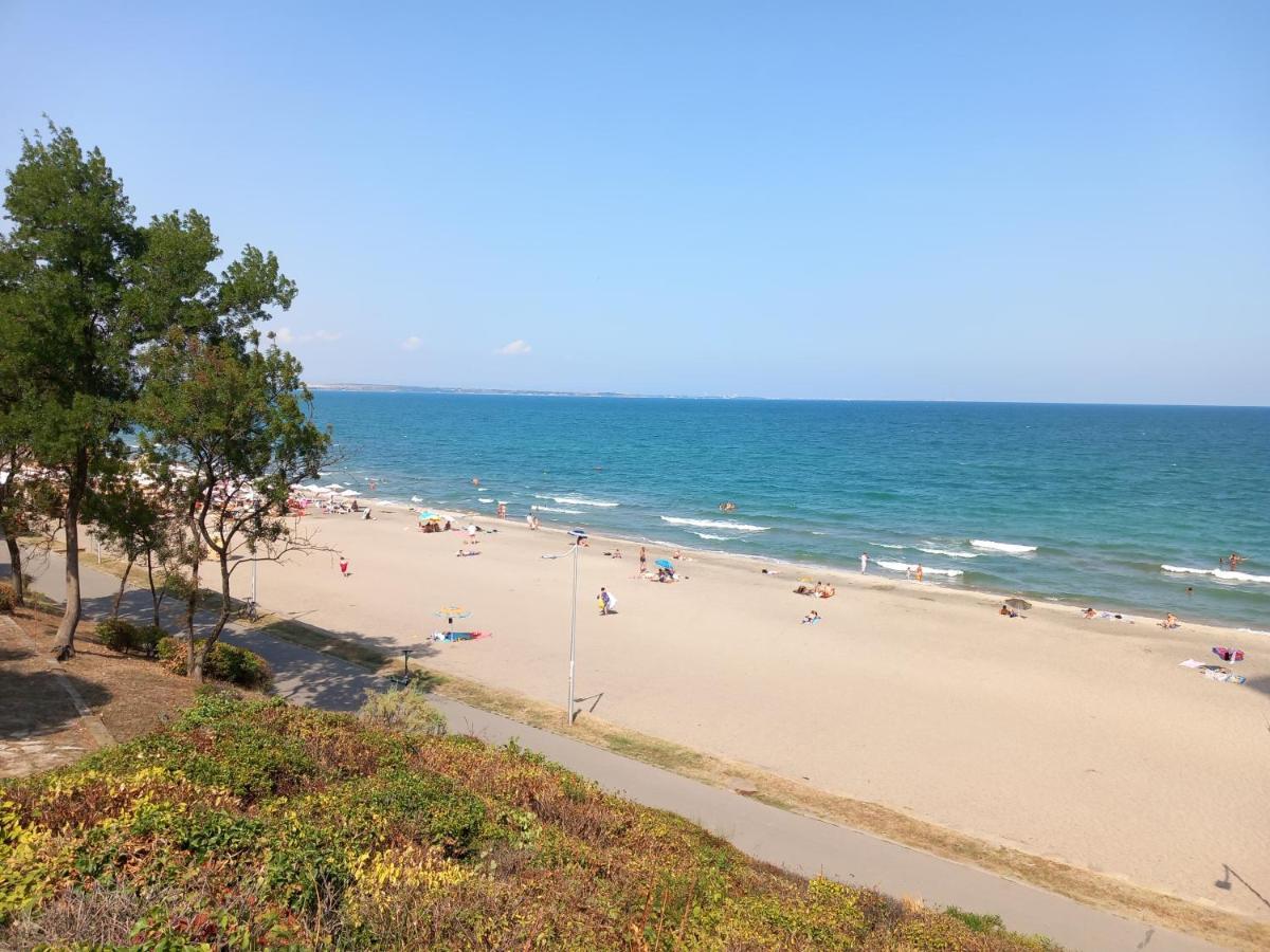 Sea Central Apartment Burgas Exterior photo